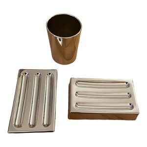 NEW Silver Acrylic Bath Accessories